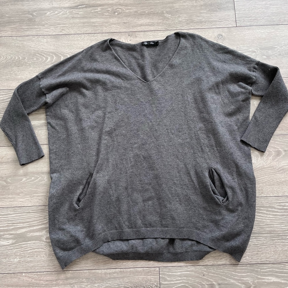Lyla and luxe oversized sweater with pockets
